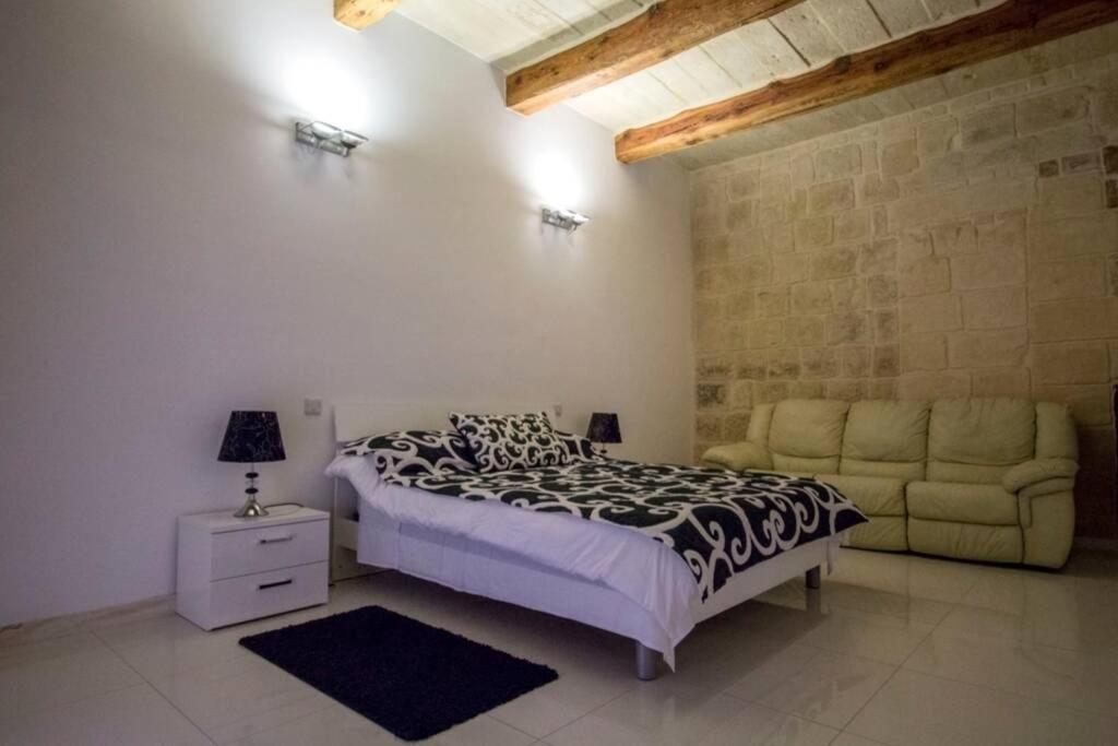 Valletta-Central Duplex Maisonette Exterior photo
